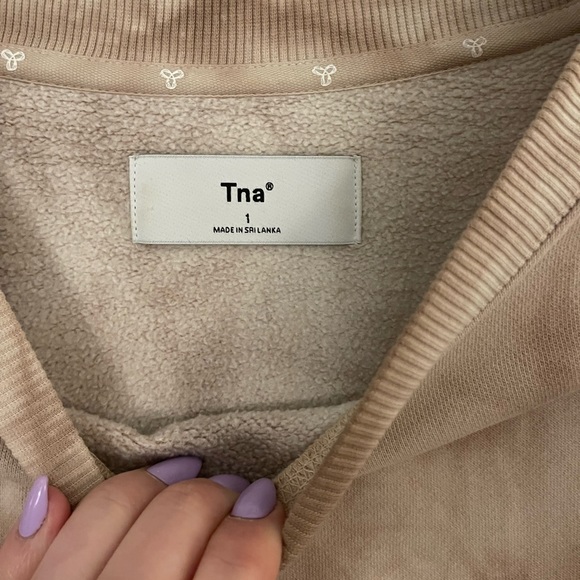 TNA cozy AF mega crew - Picture 4 of 4